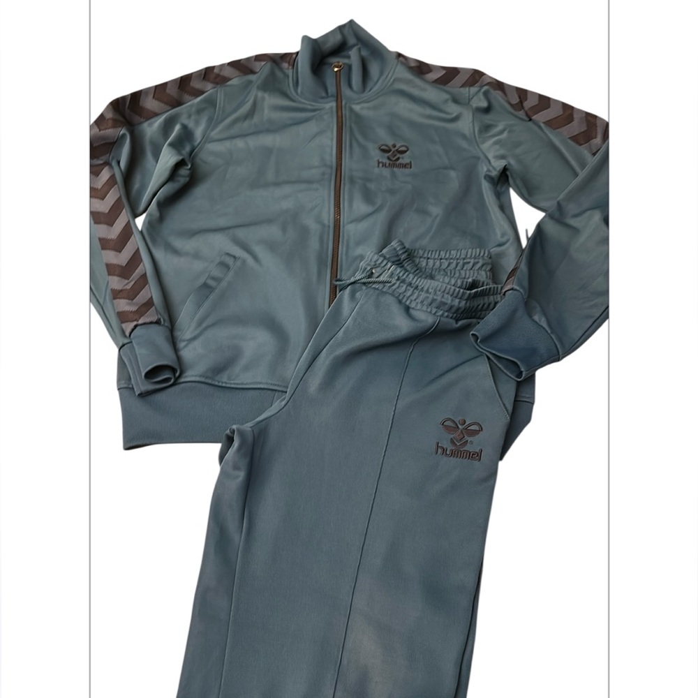 HUMMEL ⭐️ tracksuit